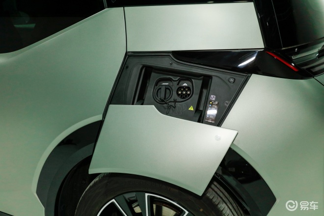 焕新极氪X正式上市 超级置换权益后限时售价14.58万元起