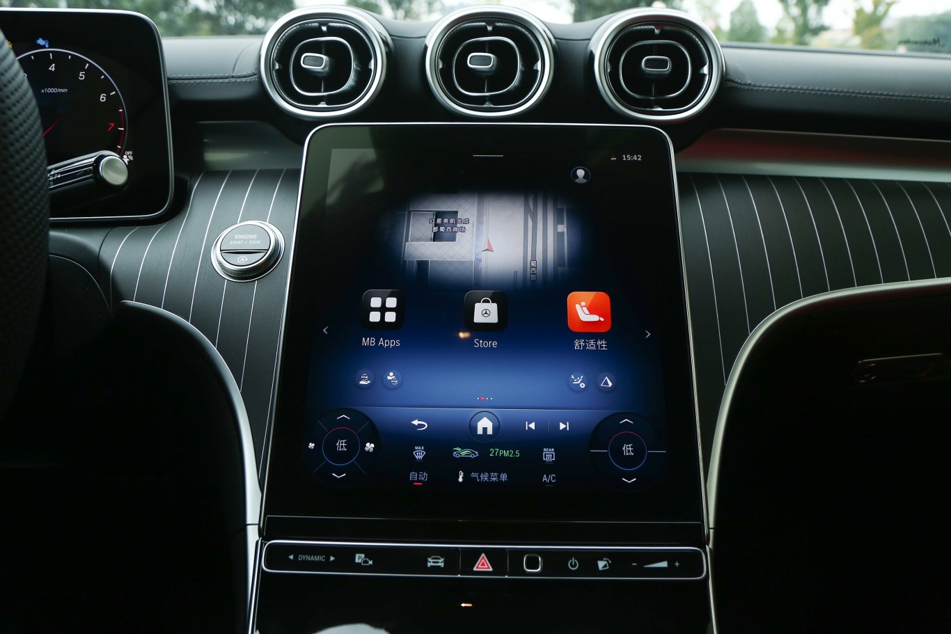 【奔驰CLECLE 300 4MATIC 敞篷轿跑车车机图片-汽车图片大全】-易车