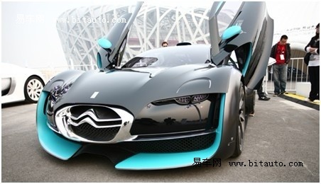 东风雪铁龙c5加冕中高级车顶级"太空舱"