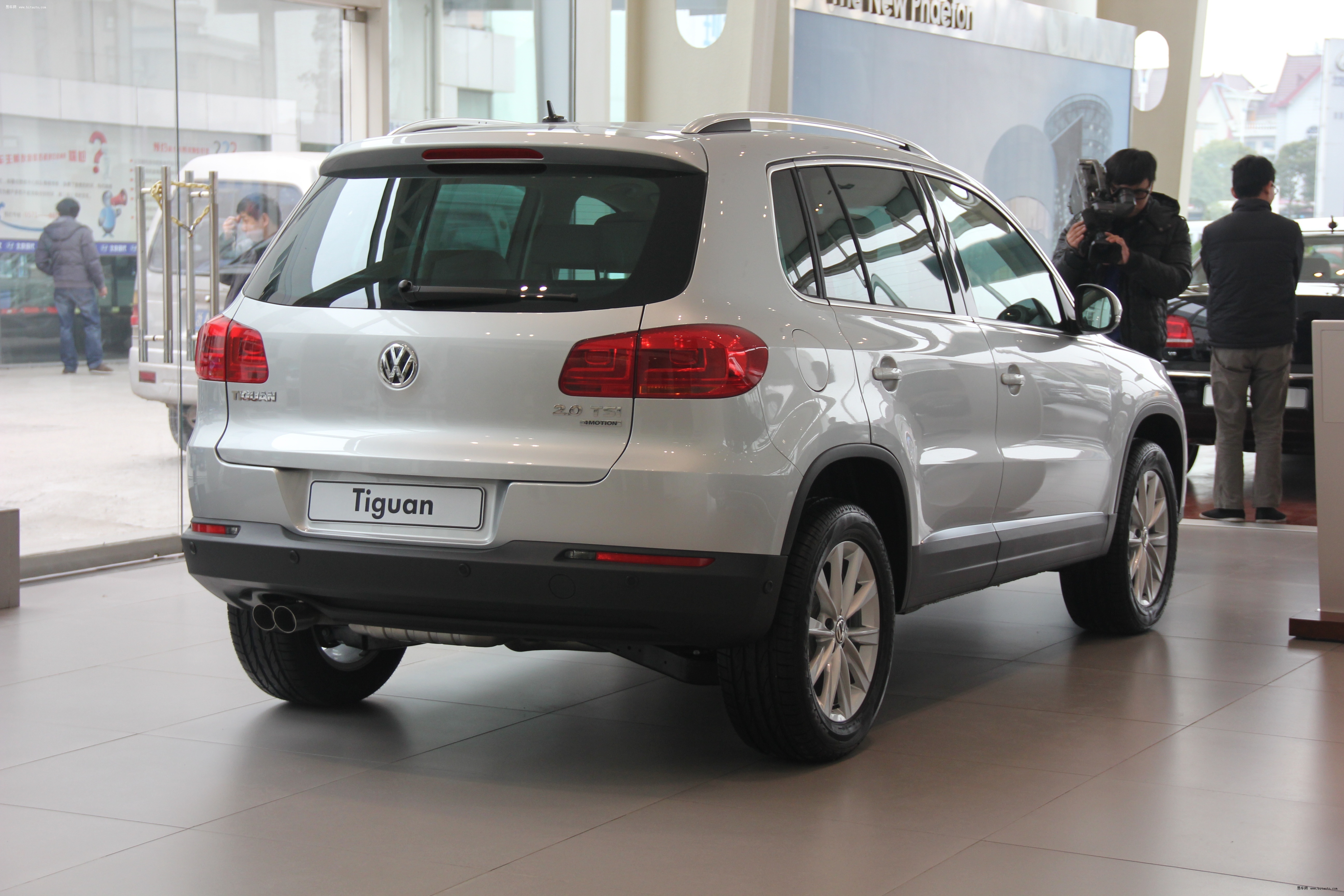 愈大眾愈越野 易車網實拍2012款tiguan