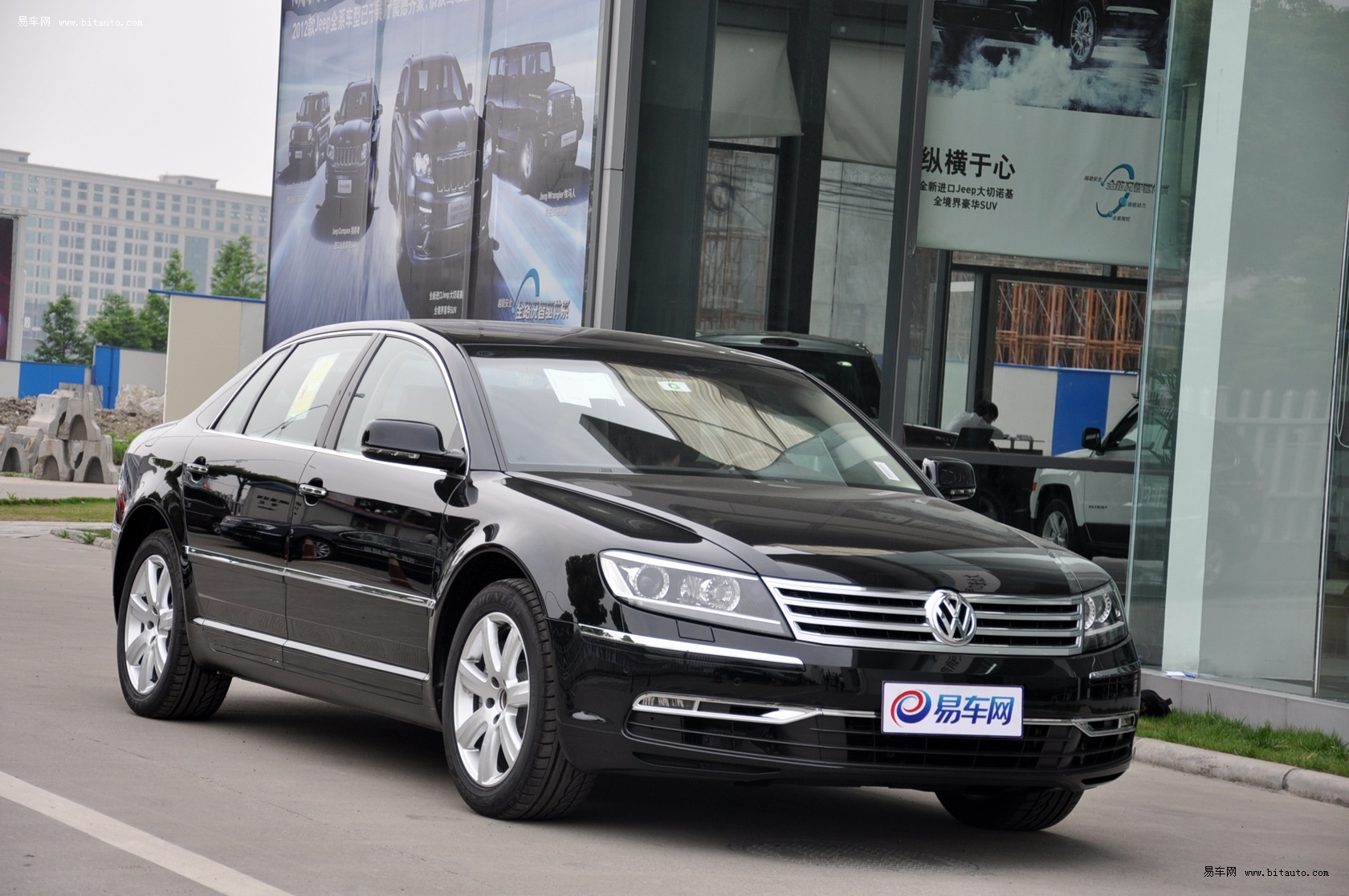 进口大众辉腾3.0l已到店 店内现车可提