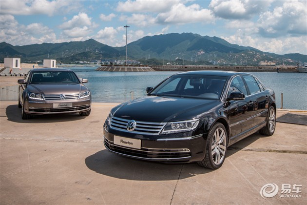 汽車產經網 > 正文 2015年6月6日上午,大眾2015款輝騰在深港澳車展