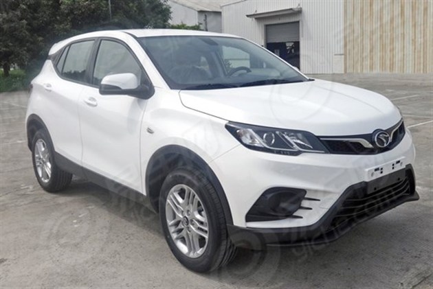 东南dx3高低配内饰谍照 中控屏非标配