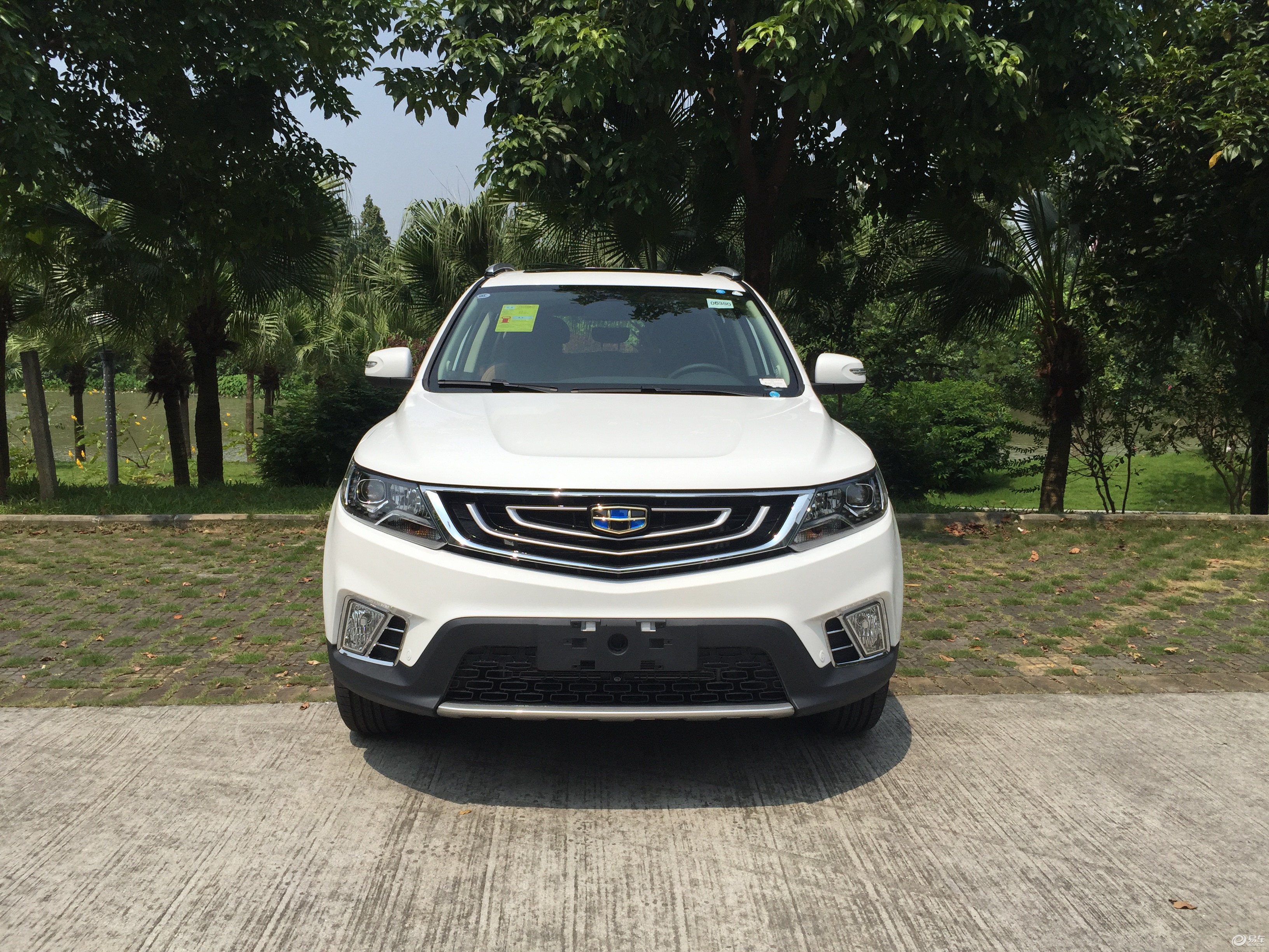 8万元起标配esp 试驾吉利远景suv 1.3t