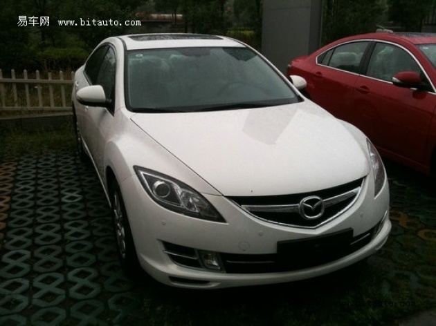 白色睿翼轿跑精英型 购车优惠6千元