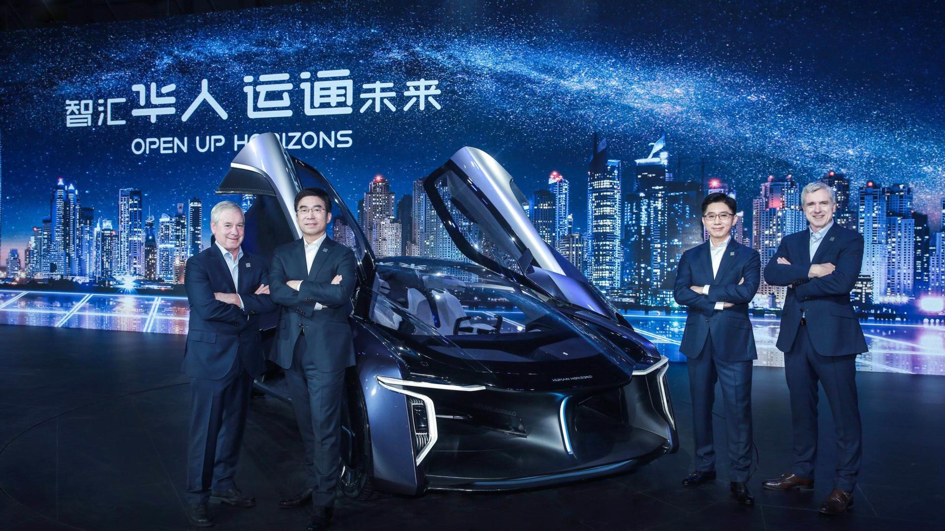 华人运通品牌发布,以人为本"九大首创"