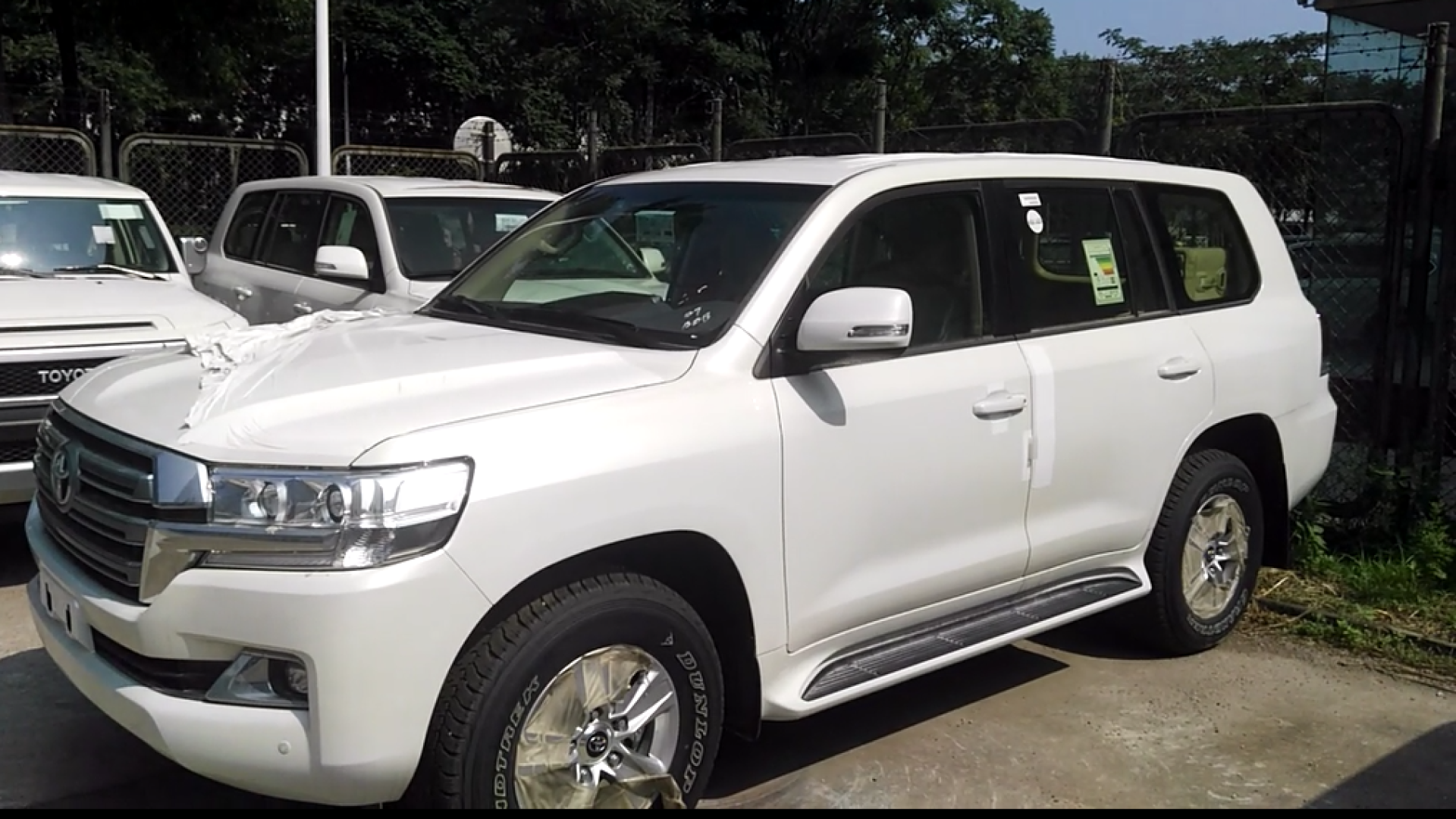 18款 酷路泽5700 exr 陆地巡洋舰的威名更加远扬.