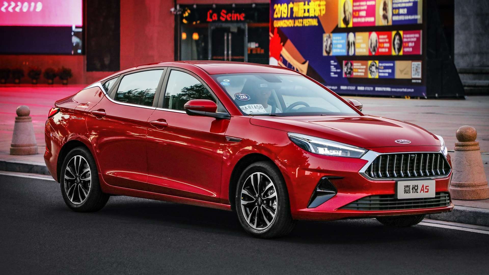 德系工艺品质加持 掀背式运动轿车嘉悦a5