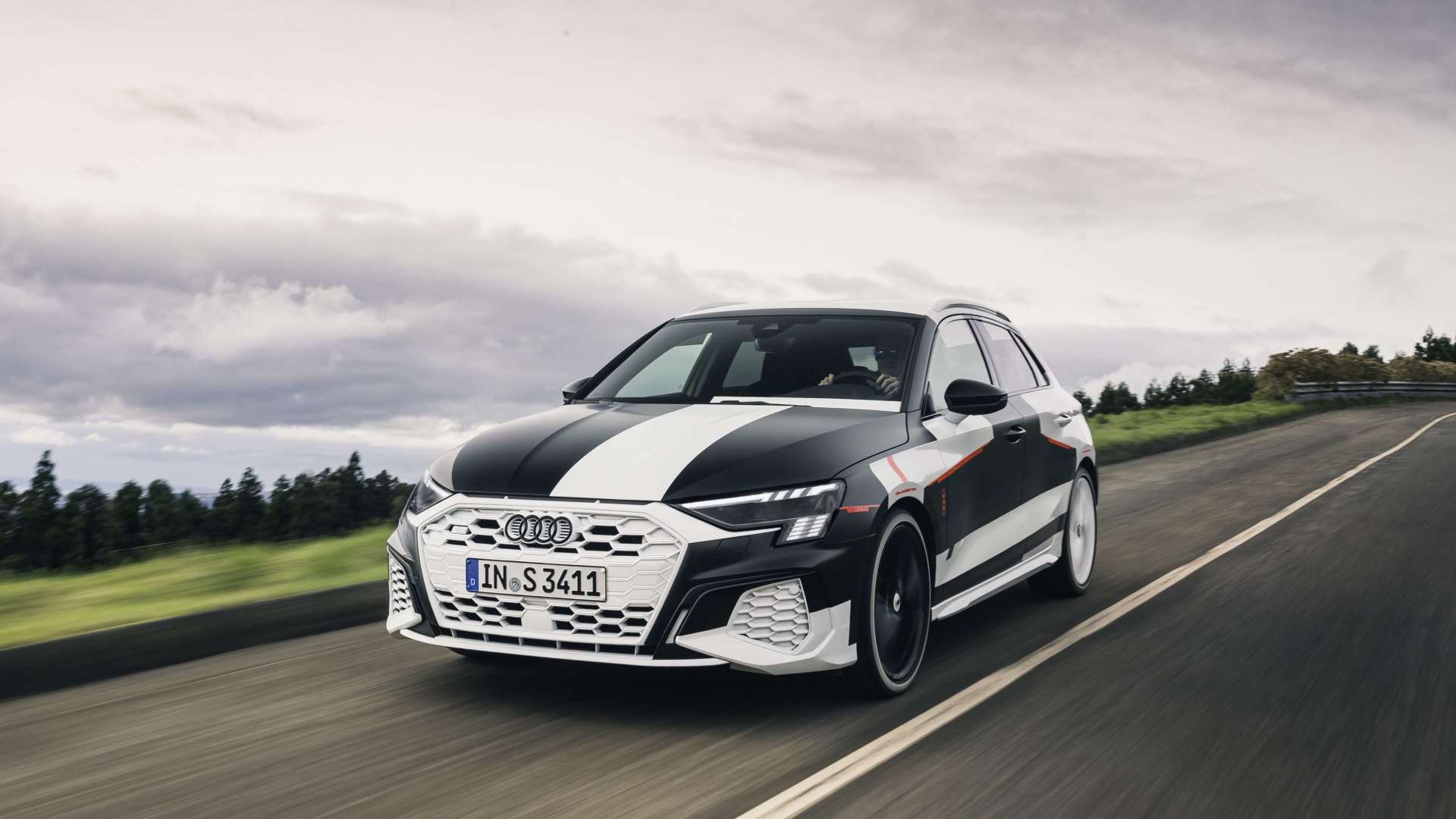 全新奥迪s3 sportback原型车曝光,3月日内瓦车展全球首发