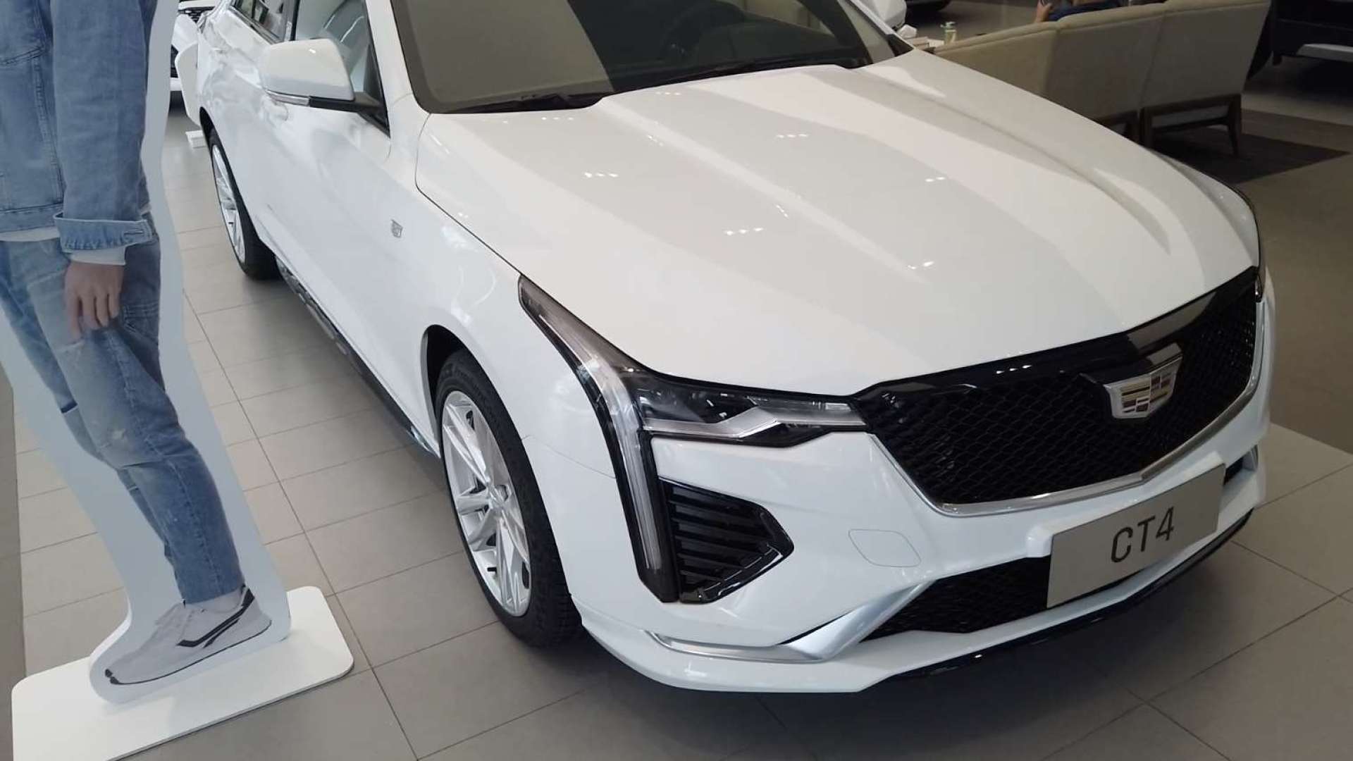 第一人称实拍凯迪拉克ct4(外观)